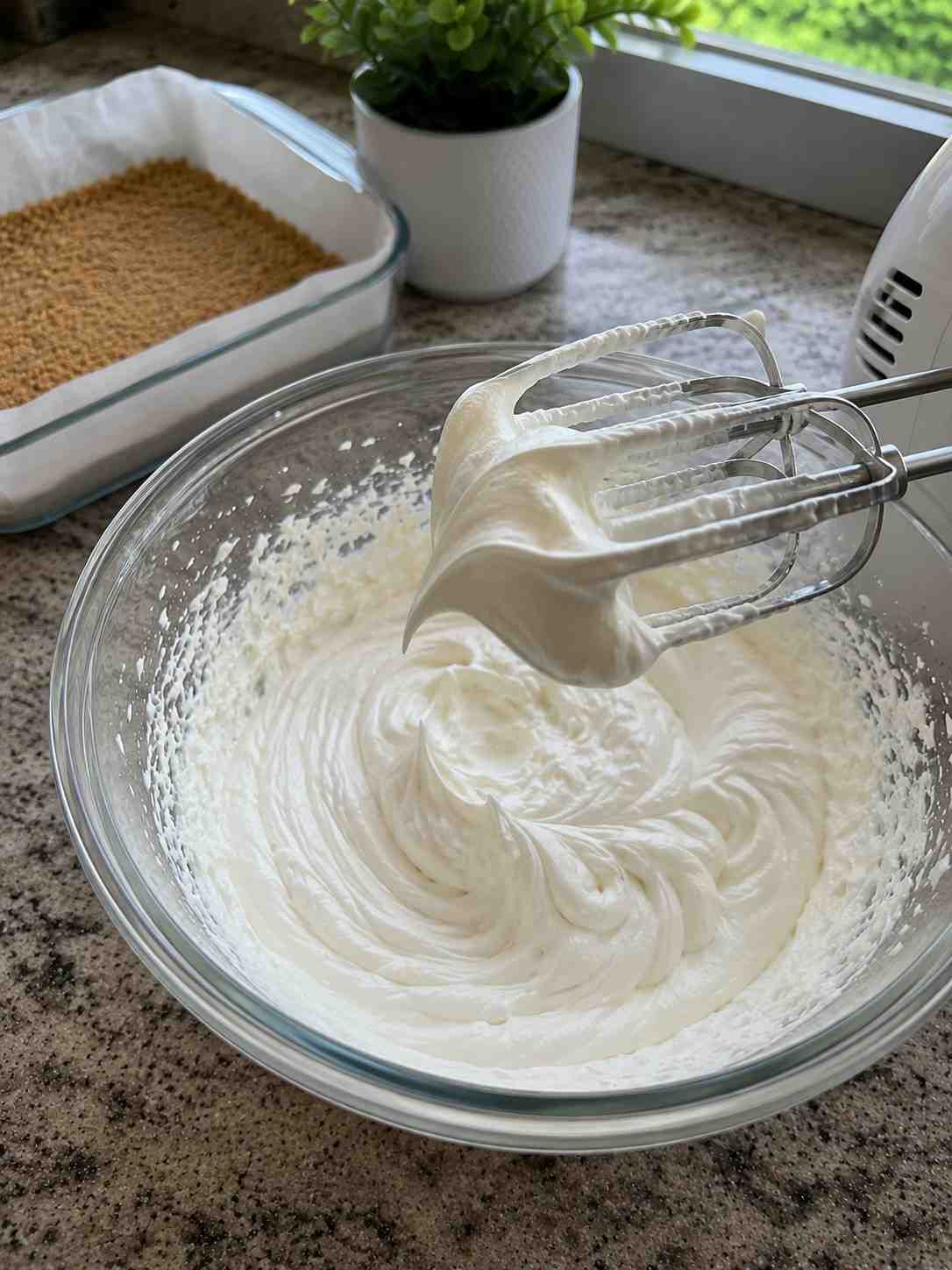 Costco Waffle Cone Bar Cake Step Image